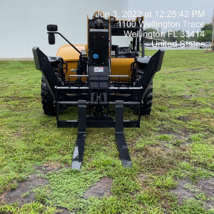 2022 SANY STH1056