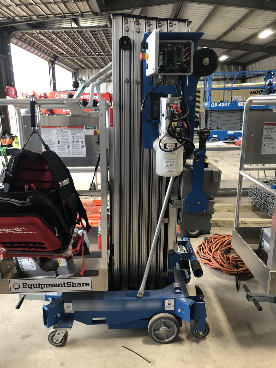 2019 GENIE AWP-30S