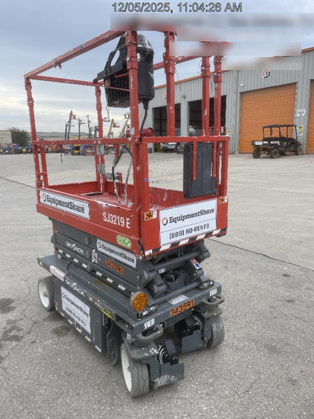 2023 SKYJACK SJ3219