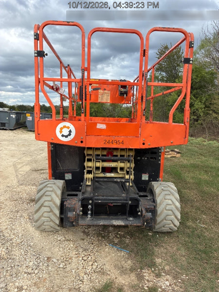 2022 JLG RT2669
