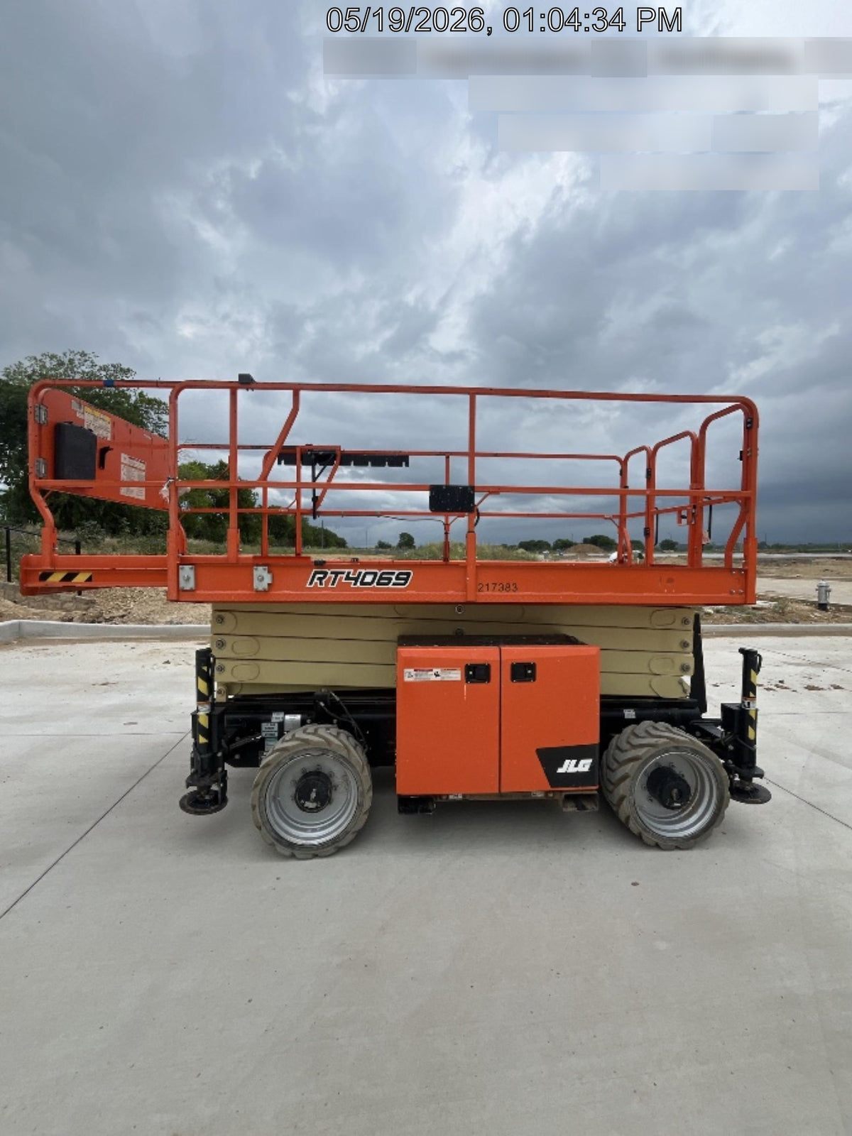 2022 JLG RT4069