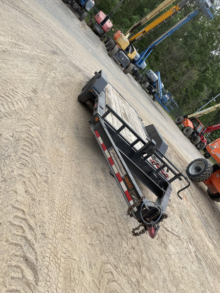 2020 LOADTRAIL Tilt-Deck Rental Trailer