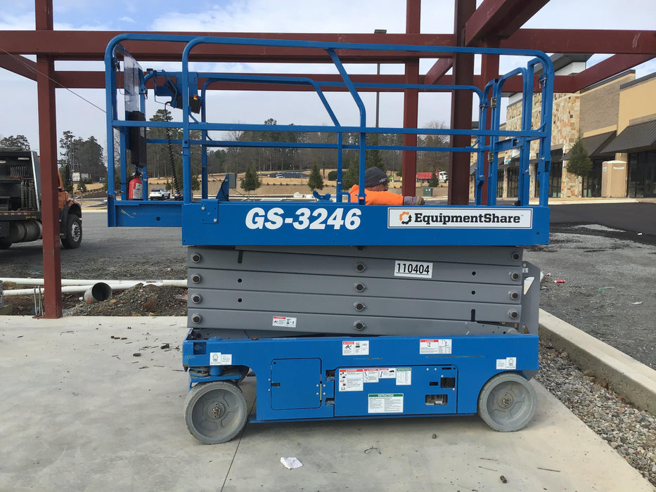 2020 Genie GS-3246 Standard, Folding full height swing gate