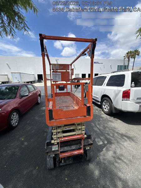 2022 JLG ES1932