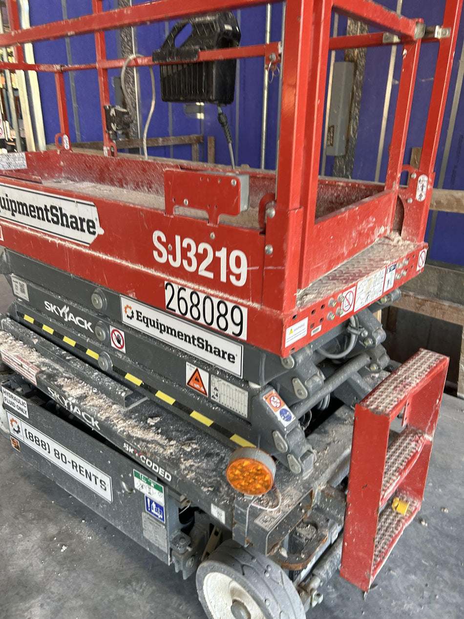 2023 SKYJACK SJ3219