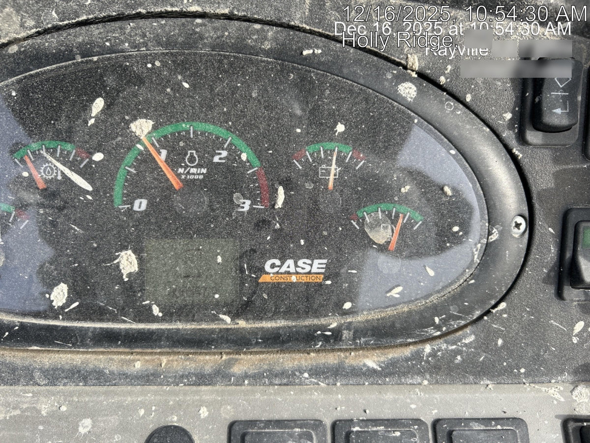 2022 CASE 570N EP
