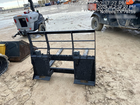 2025 ARROW MATERIAL HANDLING 24" Pallet Fork Frame
