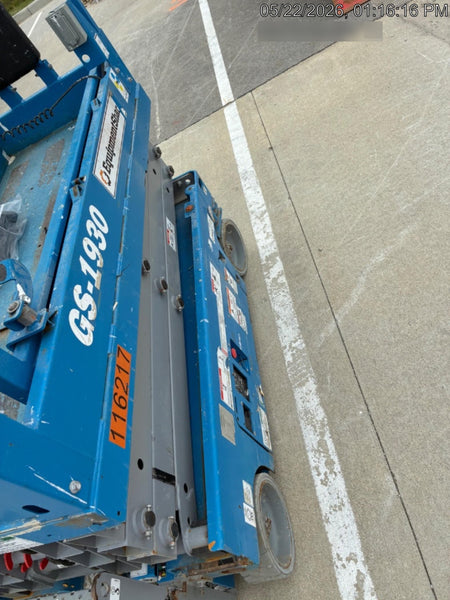 2020 Genie GS-1930 Solid Non Marking Tires, Beacon, Folding rails with half height swing gate