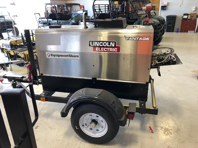 2019 Lincoln Electric Vantage 322 Welder Ready-Pak 3, Two wheel trailer, Fender and Light kit, Cable Rack