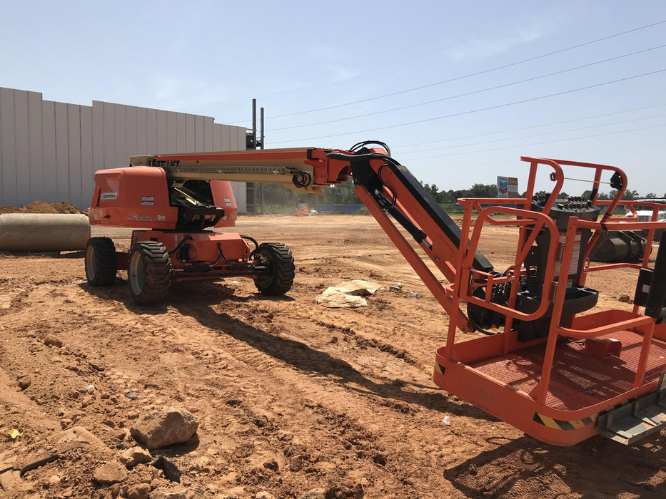 2020 JLG 660SJ