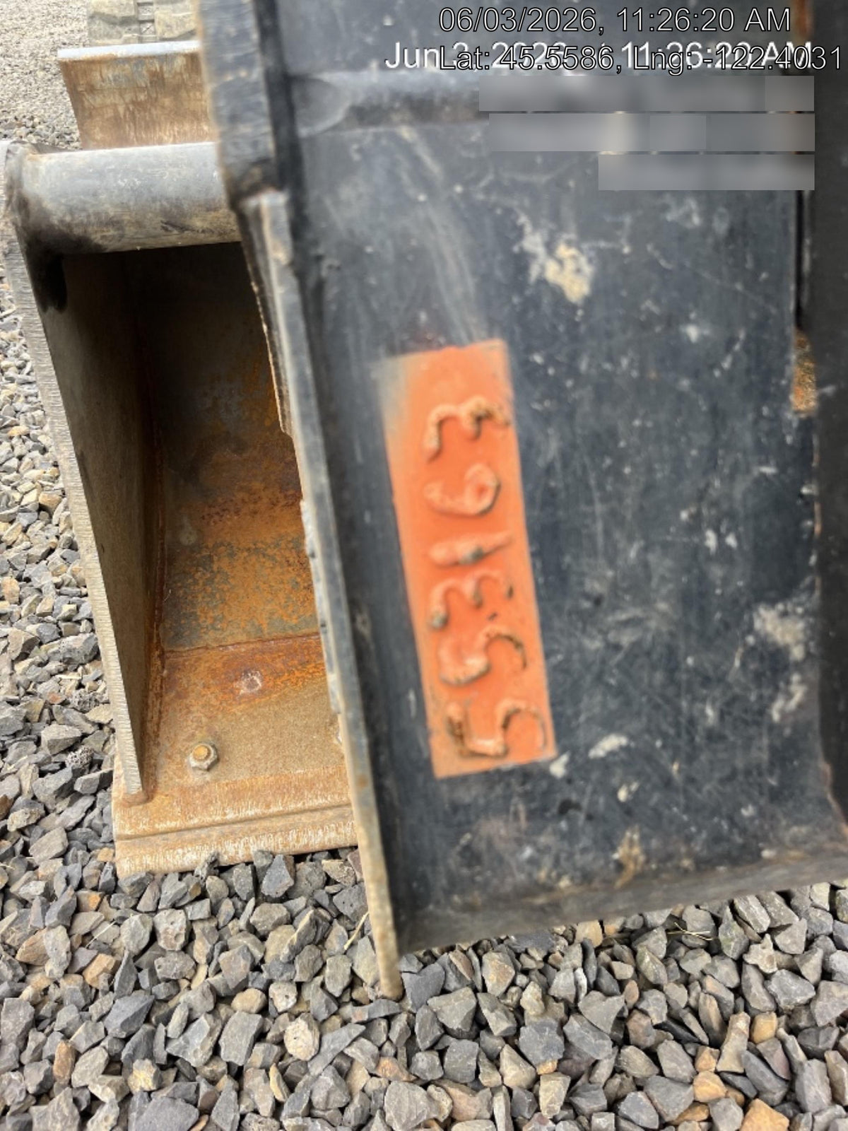 2025 TAKEUCHI 24" Bucket Takeuchi