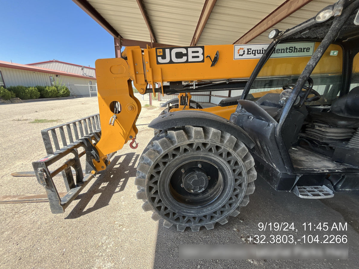 2022 JCB 509-42