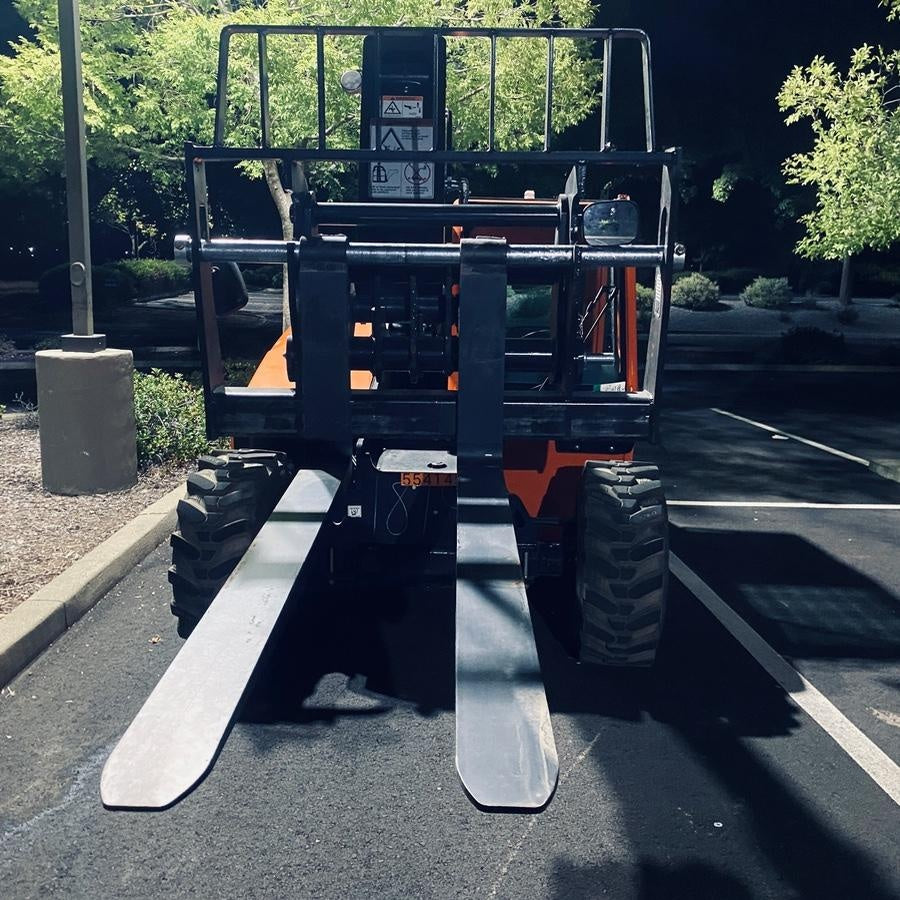 2025 JLG 519