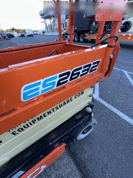 2022 JLG ES2632