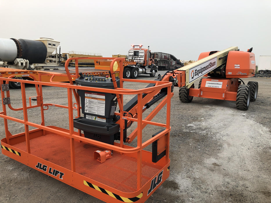 2020 JLG 660SJ