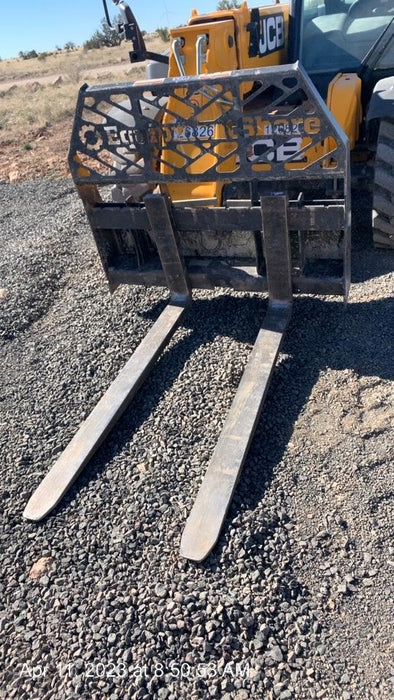 2021 PALADIN 48" Pallet Forks - Paladin