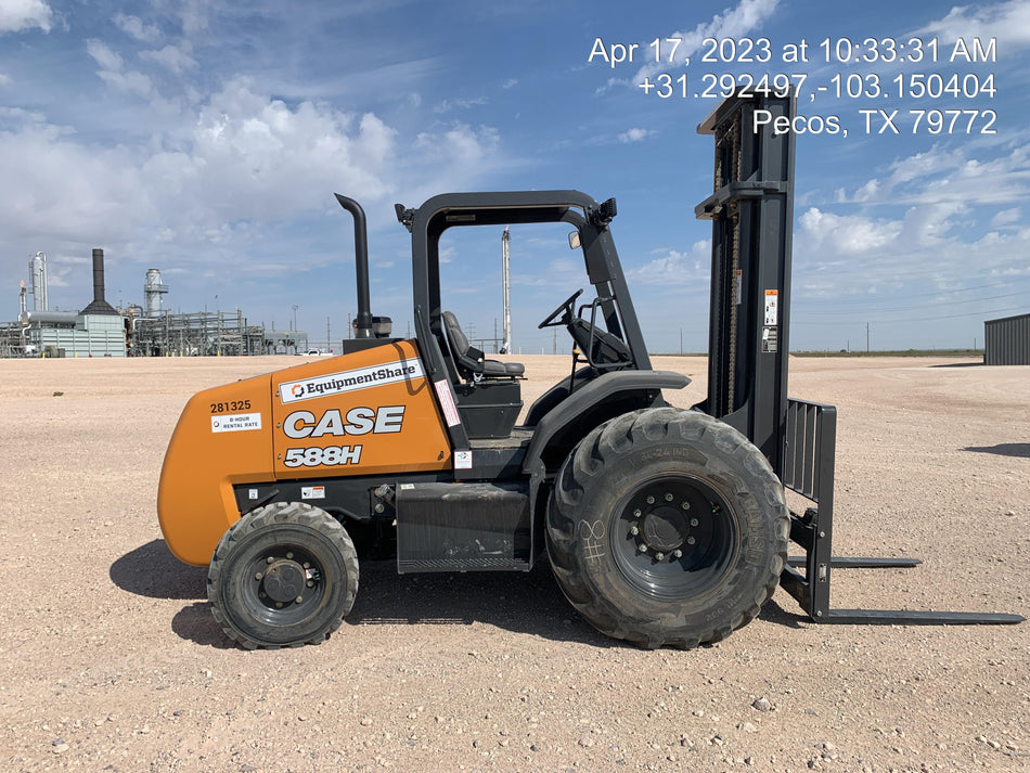 2023 CASE 588H