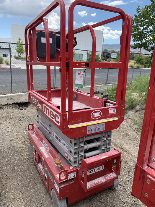 2020 MEC 1330SE Solid NM Tires, Steel Swing out Doors, LCS, Beacon, 900W Invertor