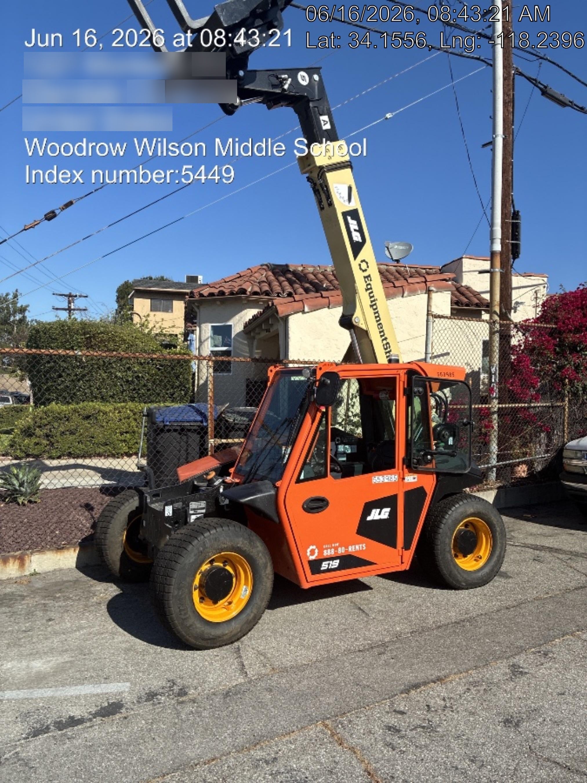 2025 JLG 519