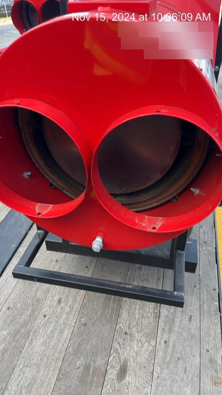 2022 Vac-Tron LP573XDT T4 Koehler Diesel Engine, 500 Gallon Debris Tank, x2 100 Gallon Water Tanks