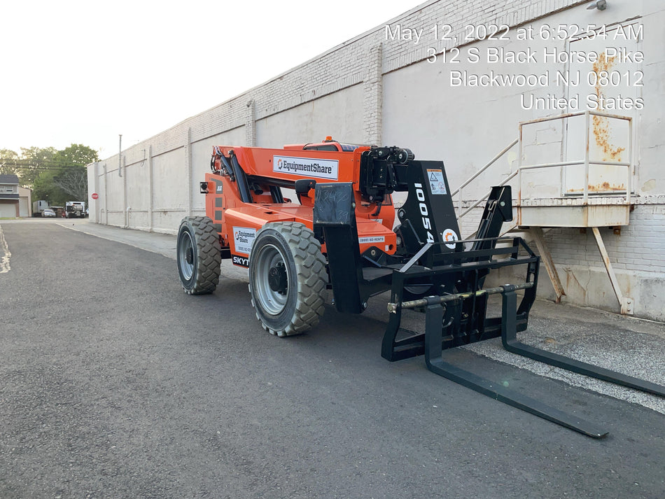 2022 SKYTRAK 10054
