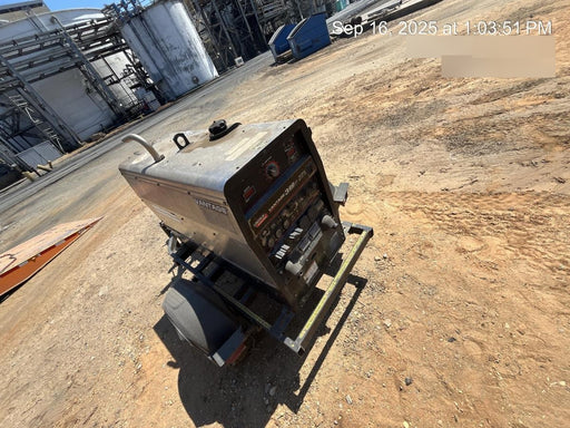 2019 Lincoln Electric Vantage 322 Welder Ready-Pak 3, Two wheel trailer, Fender and Light kit, Cable Rack