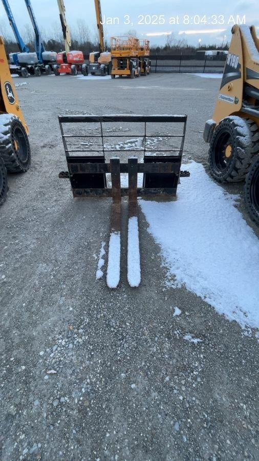 2024 ARROW MATERIAL HANDLING F5100CB