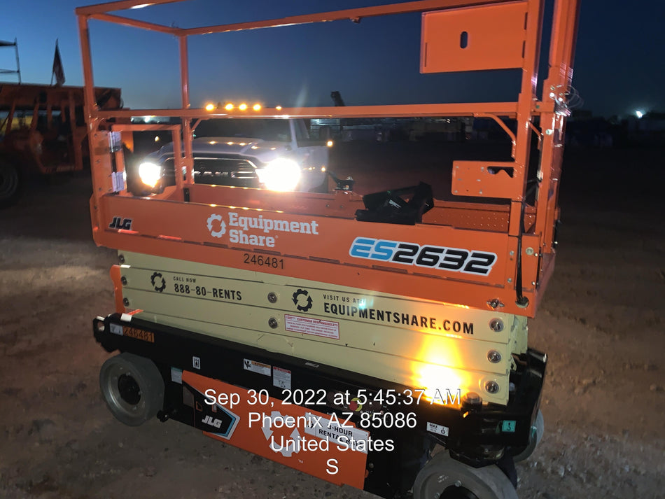 2022 JLG ES2632