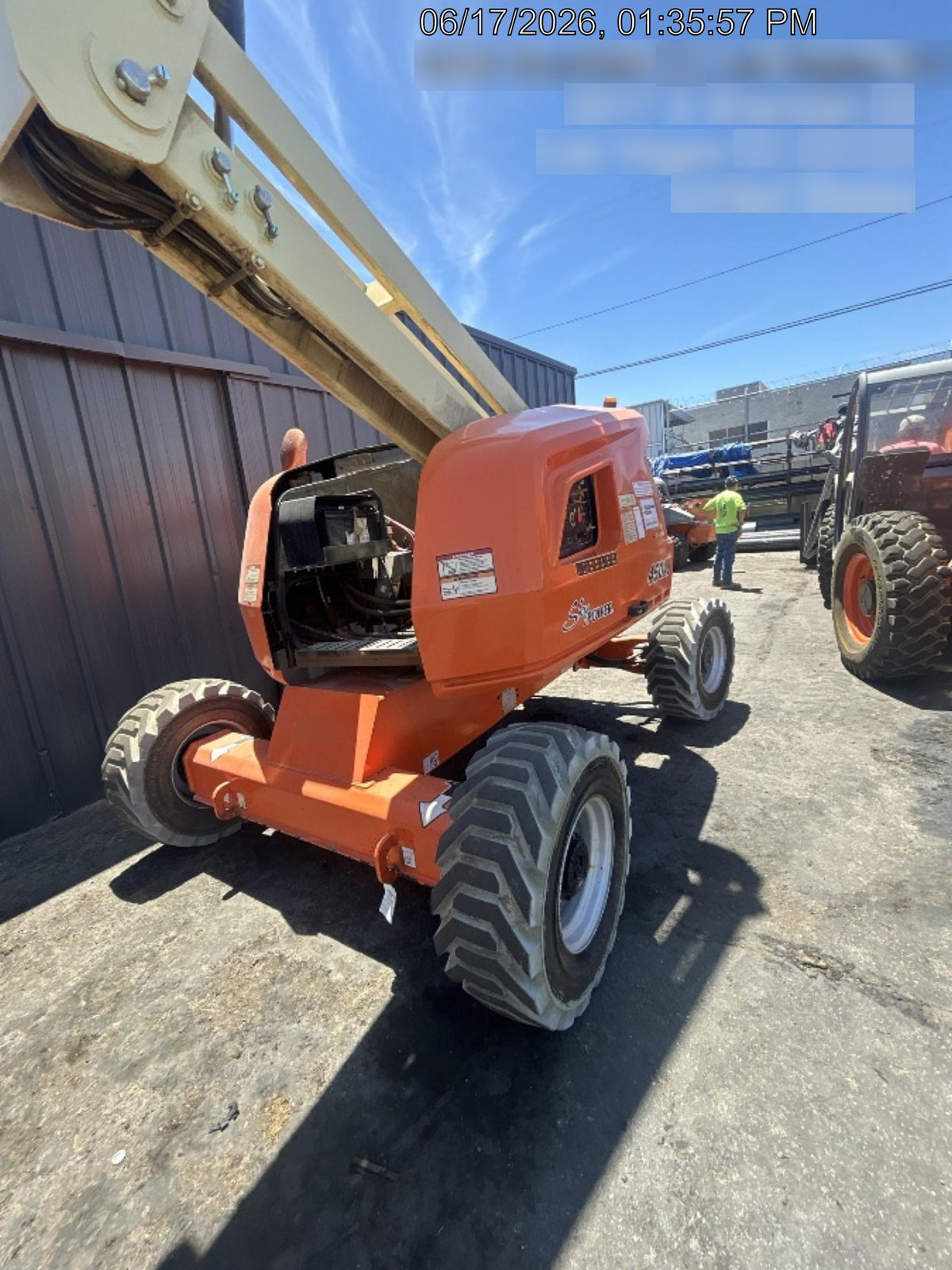 2019 JLG 450AJ