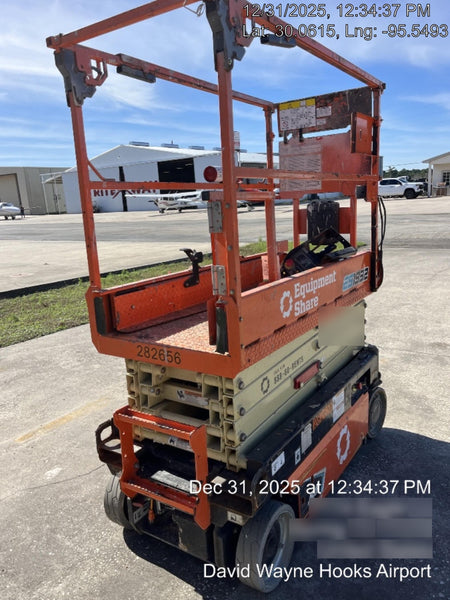 2022 JLG ES1932