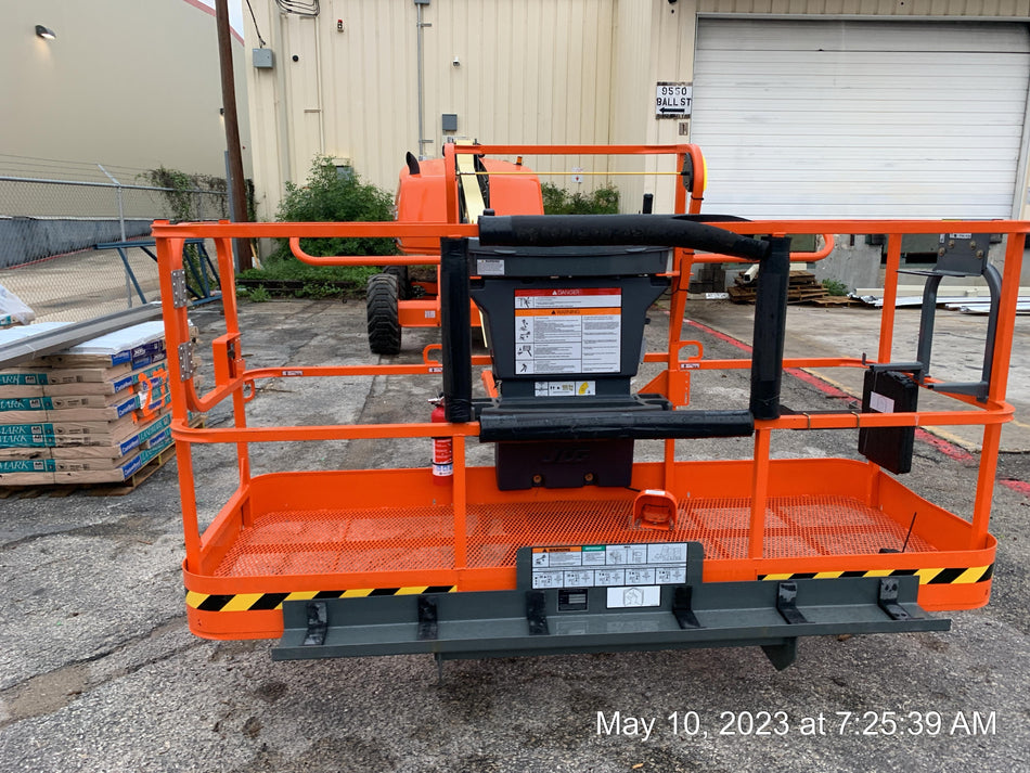 2023 JLG 460SJ