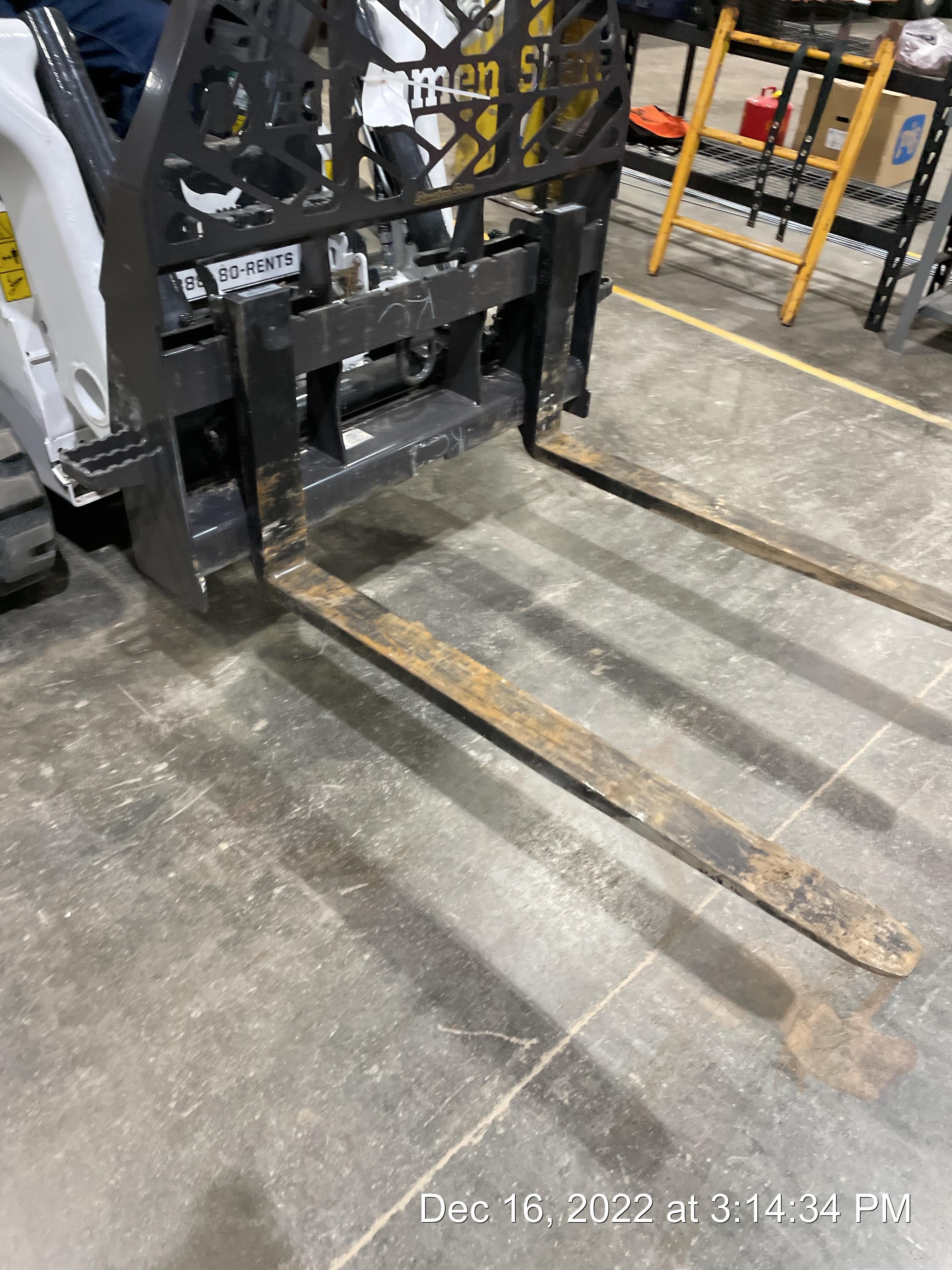 2022 PALADIN 48" Pallet Forks - Paladin
