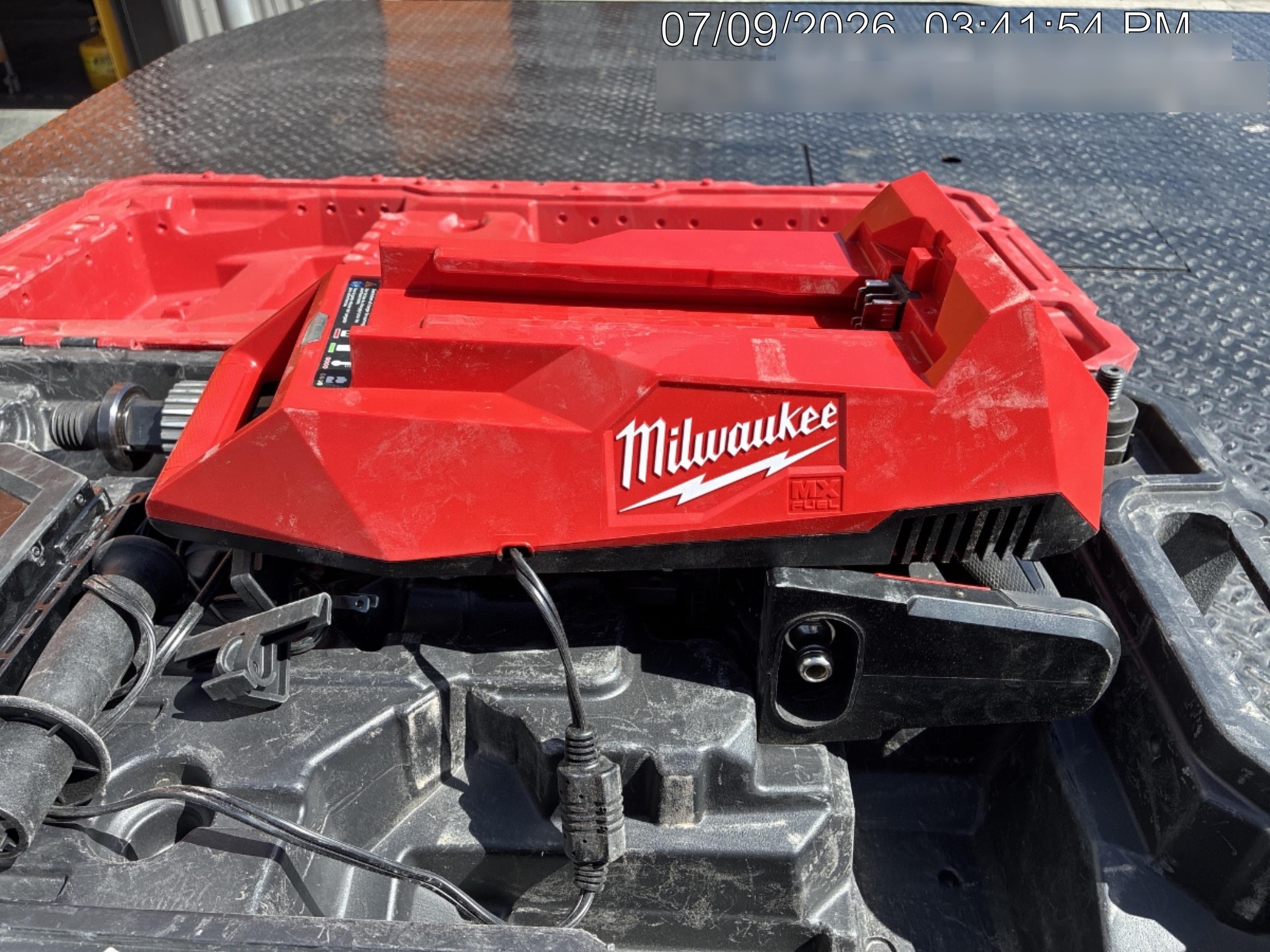 2023 MILWAUKEE MXF301-2CP
