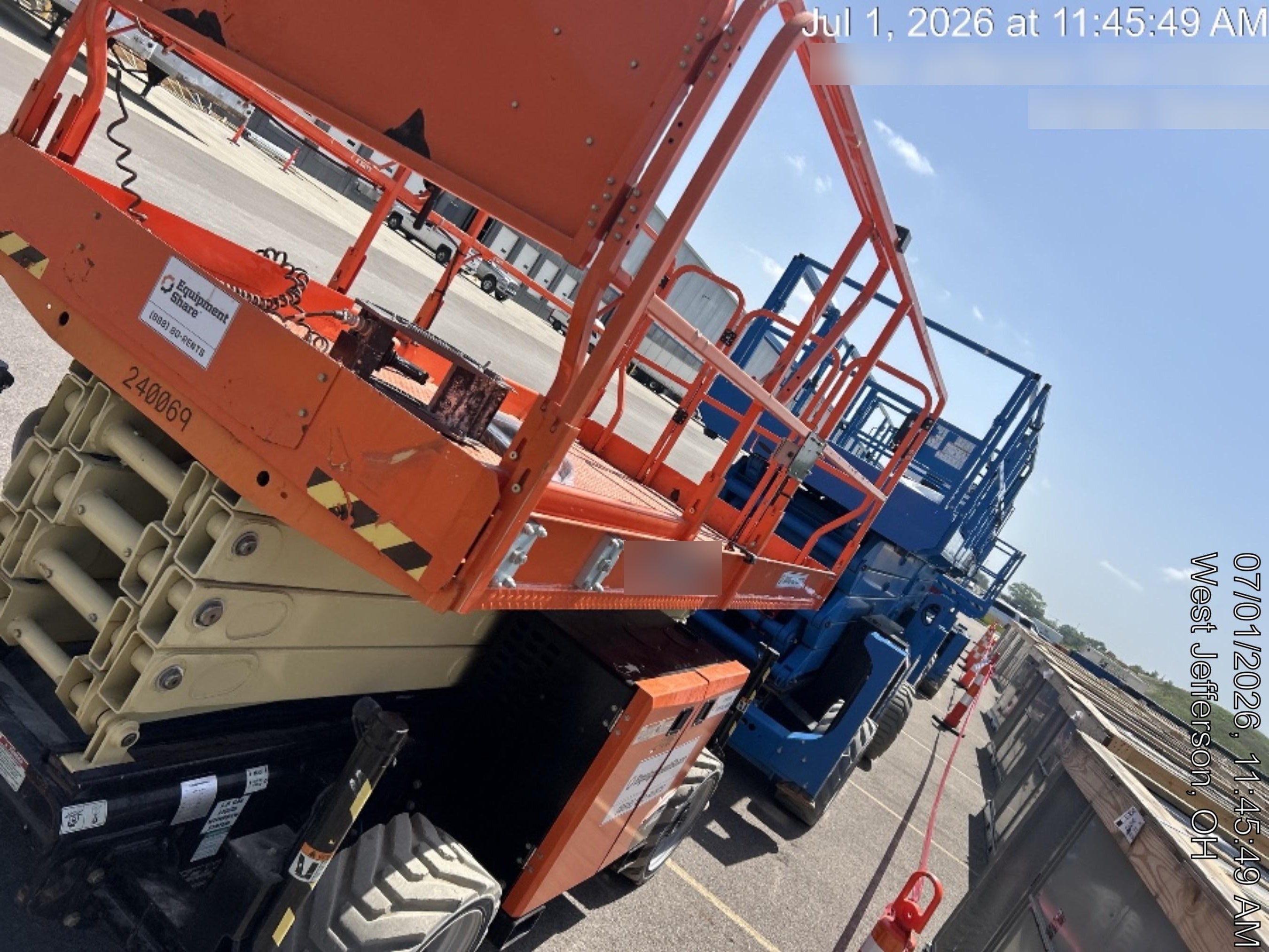 2022 JLG RT4069