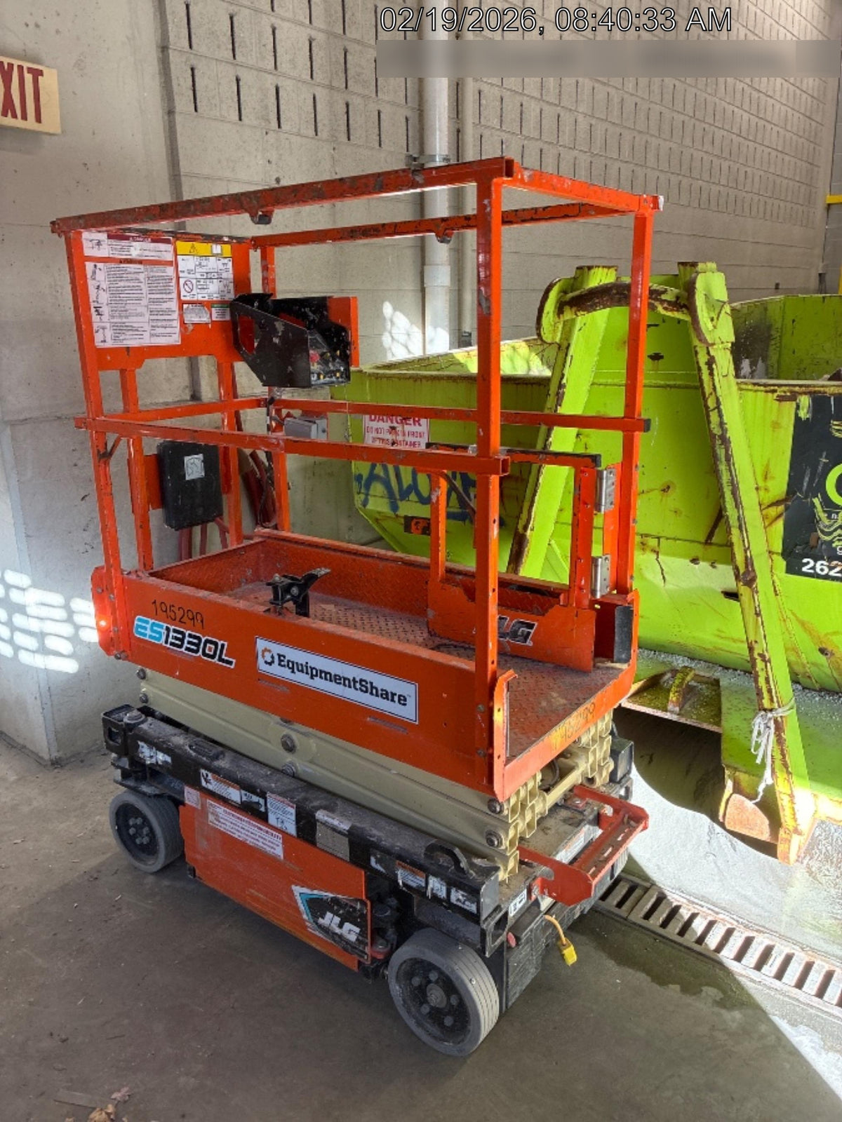 2021 JLG ES1330L