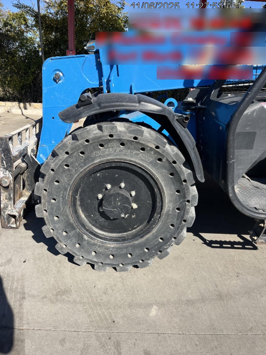 2018 Genie GTH-636 Genie GTH-636 w/Open ROPS, Solid Tires, Work Light/Beacon, 48" Carriage and Forks