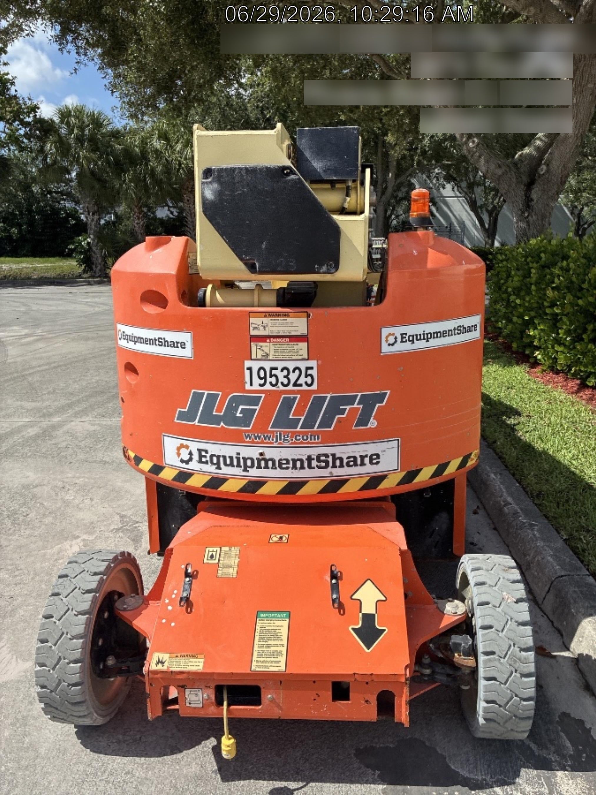 2021 JLG E400AJP Narrow