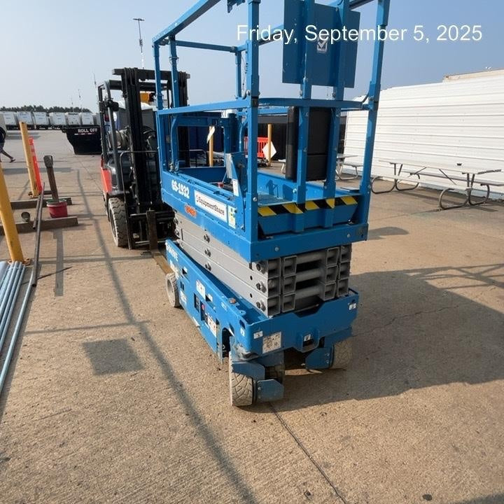 2021 GENIE GS-1932