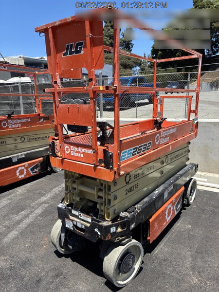 2022 JLG ES2632