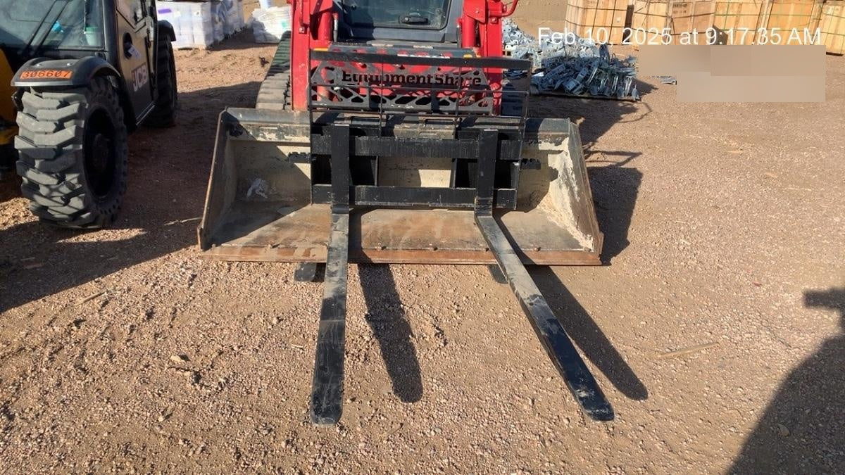 2024 ARROW MATERIAL HANDLING F5100CB - 72"