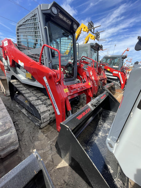 2023 TAKEUCHI TL10V2-CR