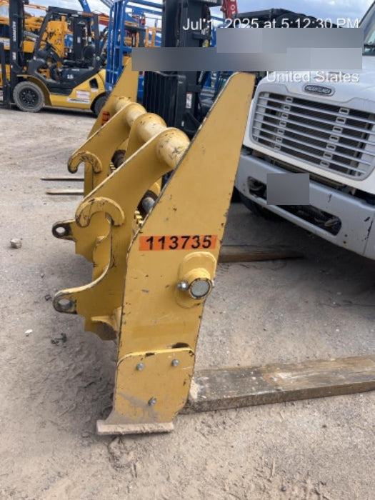 2020 JOHN DEERE 96" Loader Fork Carriage - John Deere