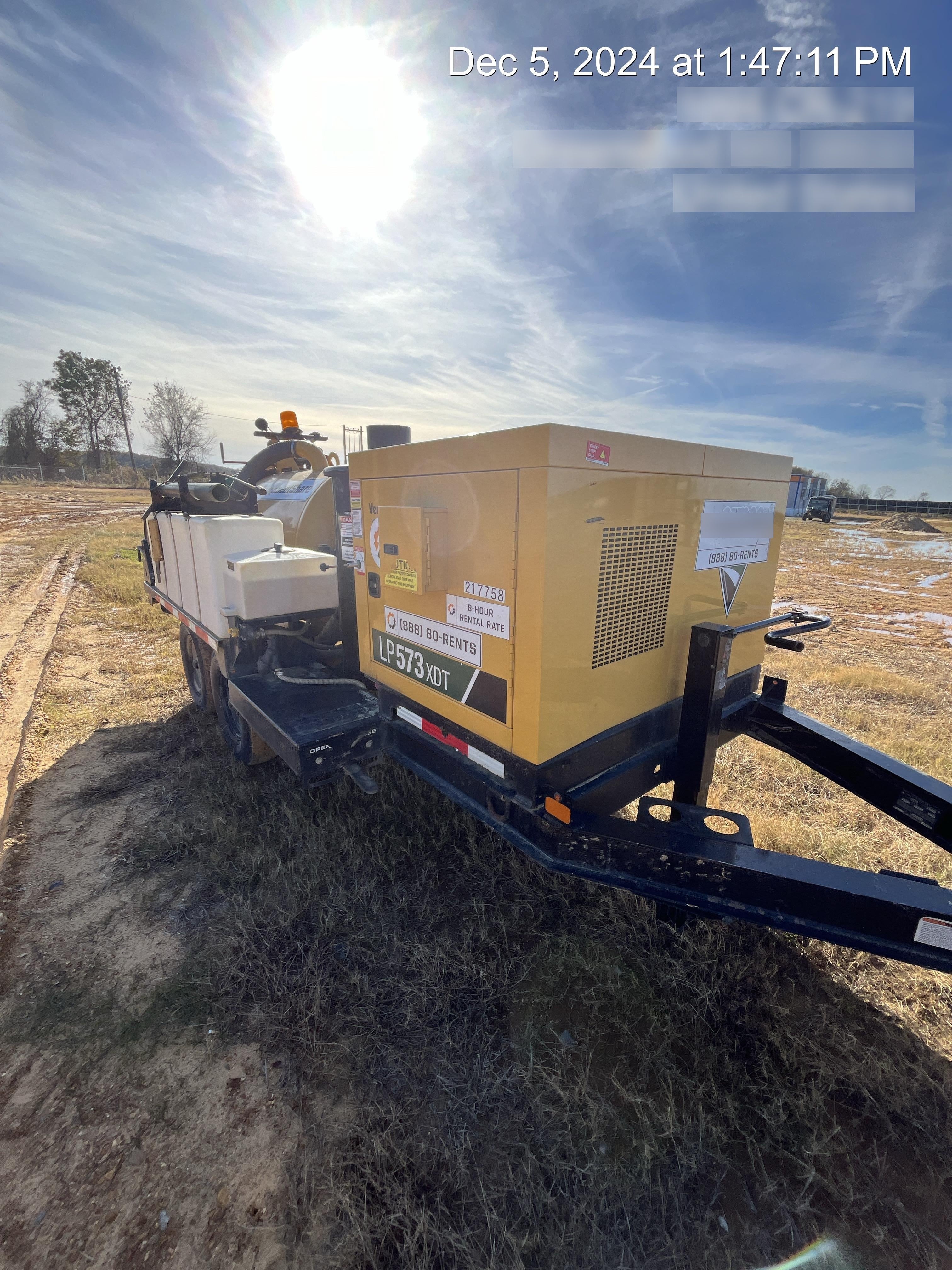2022 VAC-TRON LP573XDT