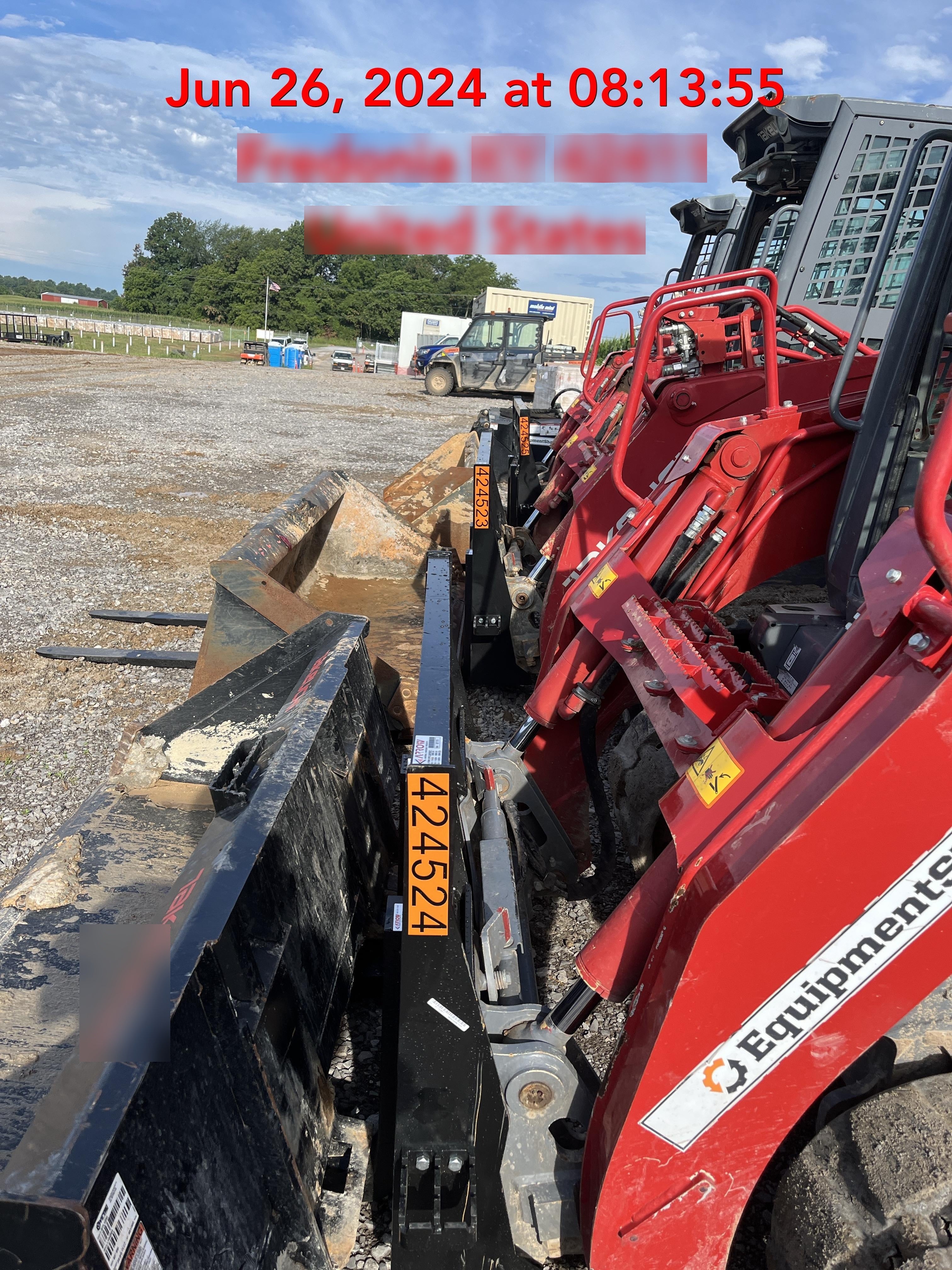 2024 ARROW MATERIAL HANDLING 72" Pallet Forks - Arrow