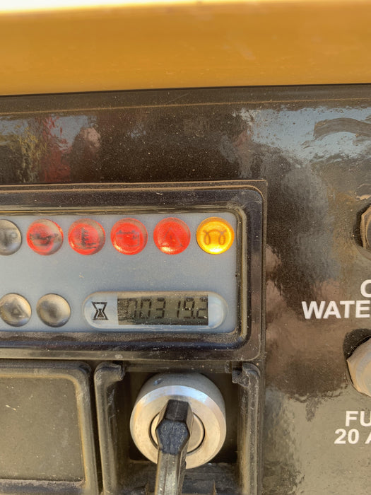 2021 VAC-TRON LP573XDT