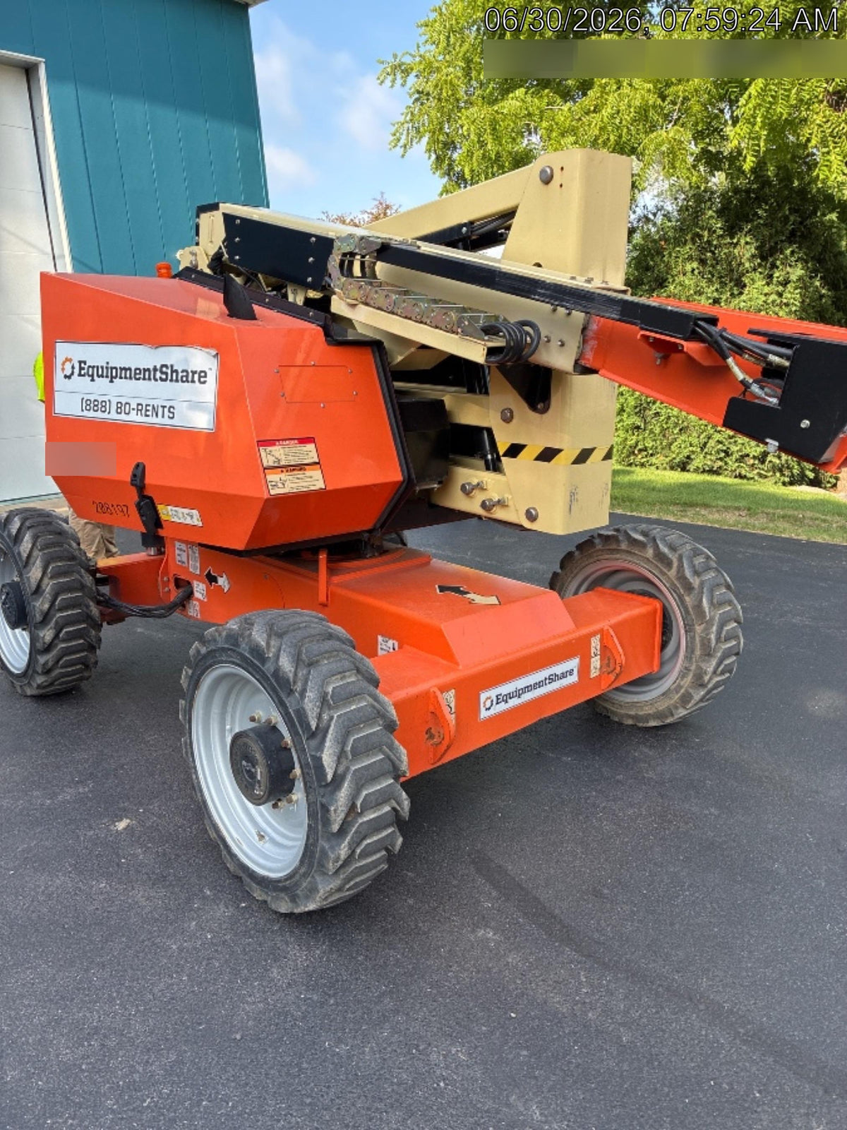 2022 JLG 340AJ