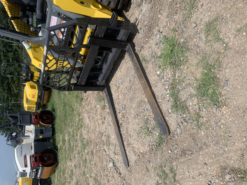 2020 PALADIN 48" Pallet Forks - Paladin