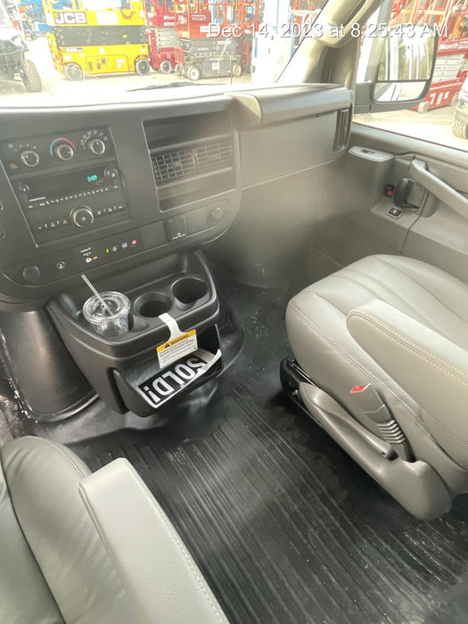 2023 CHEVROLET Express Van - Rental