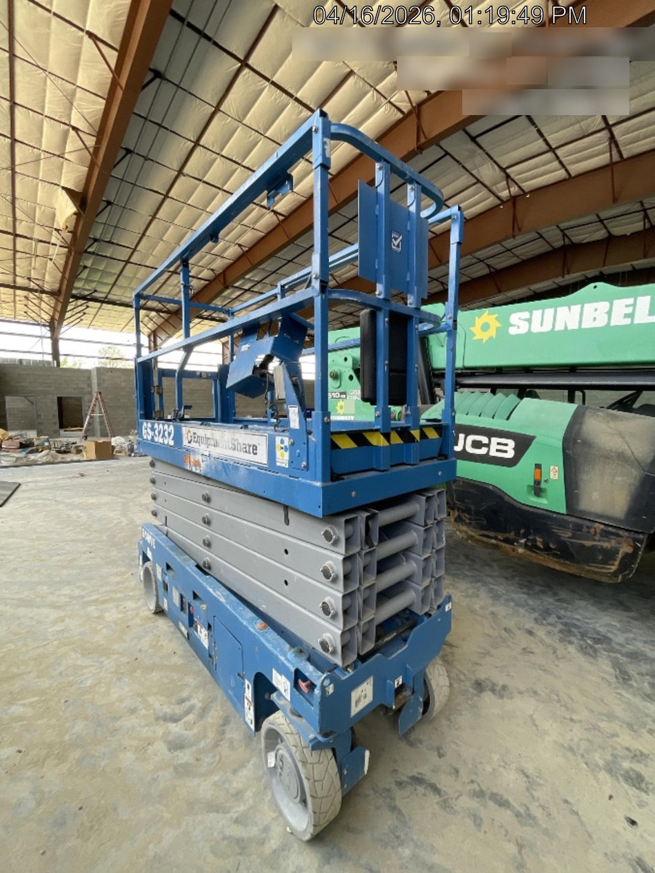 2022 GENIE GS-3232