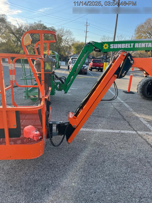 2019 JLG E450AJ